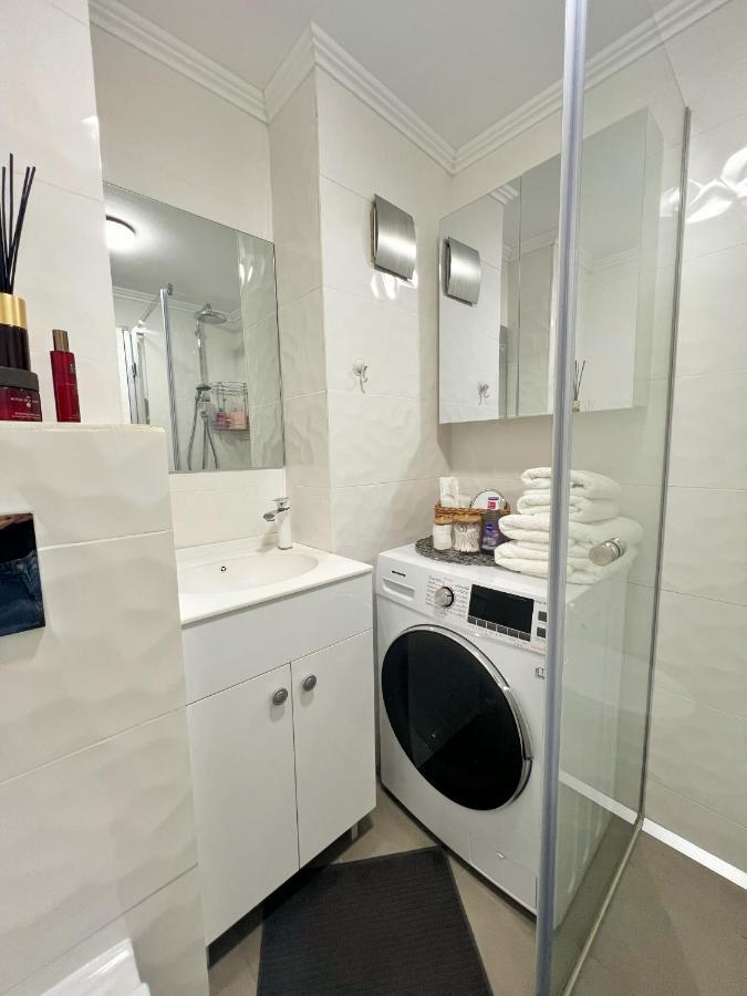 Studio 118 - A Luxury Place,10Min Walk To City Center ทิมิชัวรา ภายนอก รูปภาพ