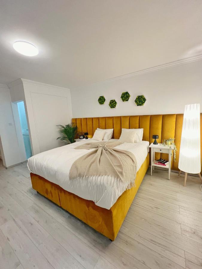 Studio 118 - A Luxury Place,10Min Walk To City Center ทิมิชัวรา ภายนอก รูปภาพ