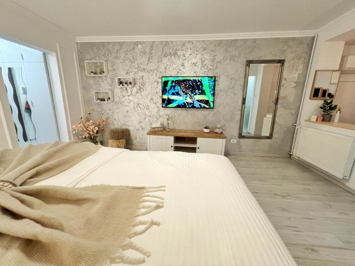 Studio 118 - A Luxury Place,10Min Walk To City Center ทิมิชัวรา ภายนอก รูปภาพ